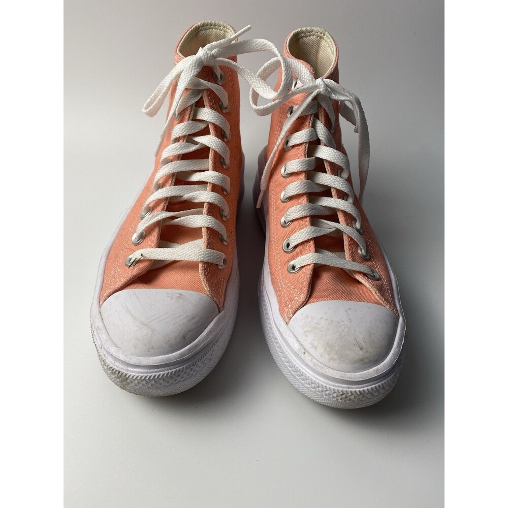 Converse Platform Women’s High Top Sneakers Sz 7 Light Orange